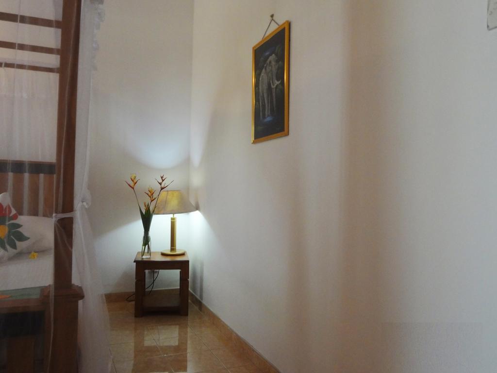 Thambara Villa Unawatuna Exterior photo